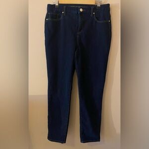 Chico's Women Size 8 So Slimming Girlfriend  Ankle Jeans Dark Blue.